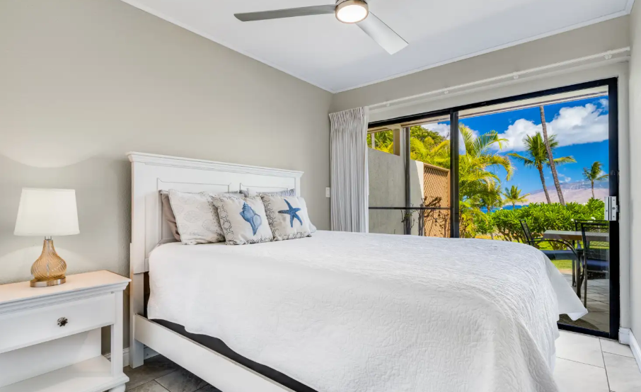 Oceanview 2 Bedroom Condo Steps from Kamaole Beach III photo 7