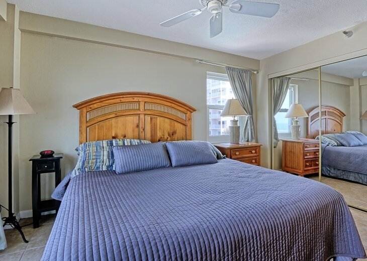 Escape to your private gulf coast sanctuary in Madeira Beach Florida photo 5