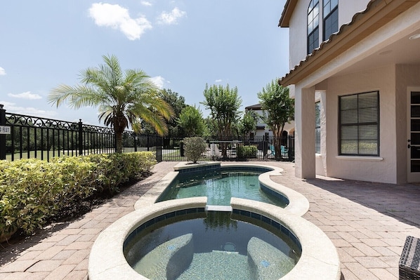5BR Villa with Annex & Private Pool at Reunion photo 8