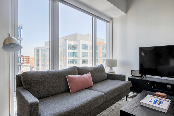 The Harlo, 1350 Boylston St photo 2